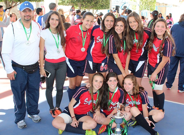 反击一向是 反击一向是